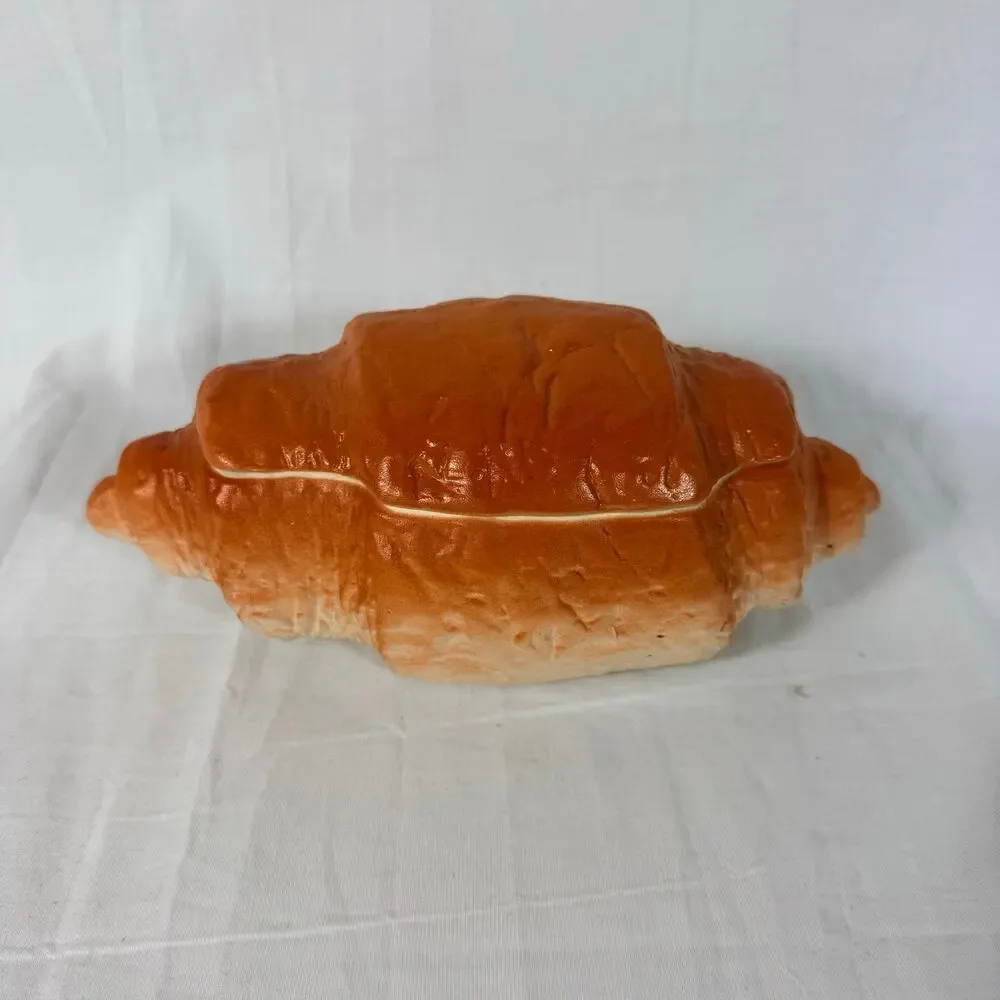 Goodies By DW Home Hand Poured Candle Sweet Butter Croissant 12 oz